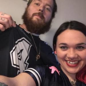 Meet your Posher, Casey